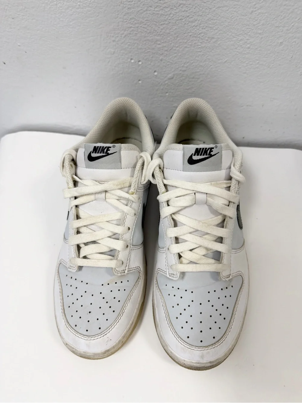 Nike Kids White and Black Swoosh Low-Top Sneakers
